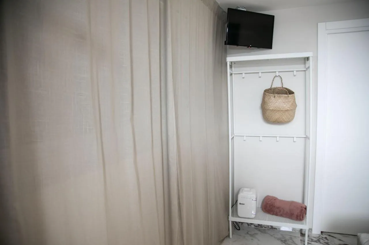 Affittacamere Hotel Amare Bari